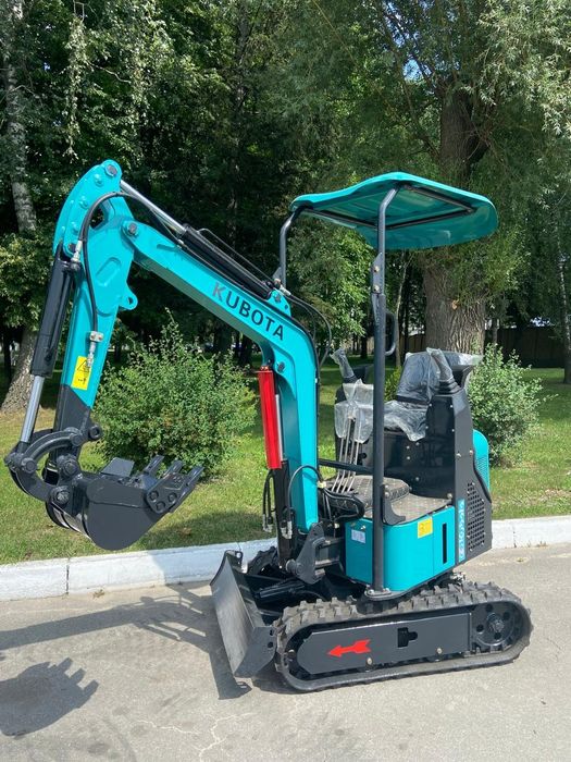 Мініекскаватор Kubota LX9-12