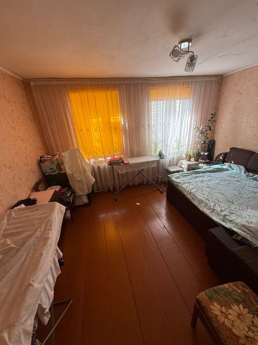 Продам частину будинку в центрі