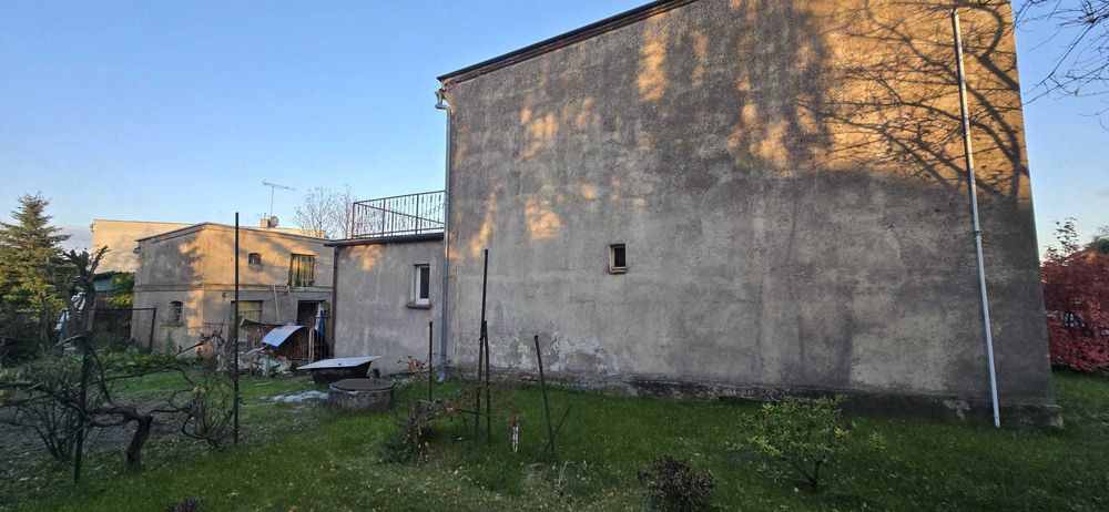 Działka z domem do remomtu