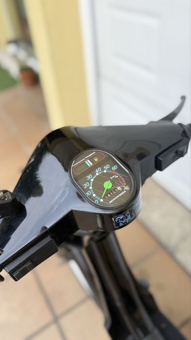 Vespino com kit 65cc e escape rendimento