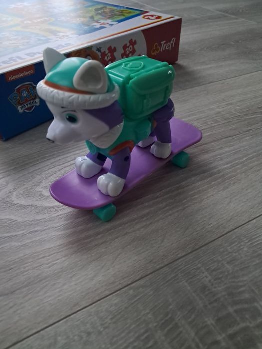 Puzzle 4 w 1 figurka gratis