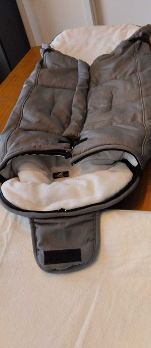 Saco para carrinho de bebé em ótimo estado