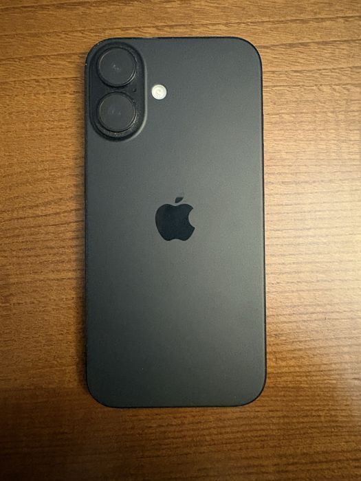 Iphone 16 preto novo