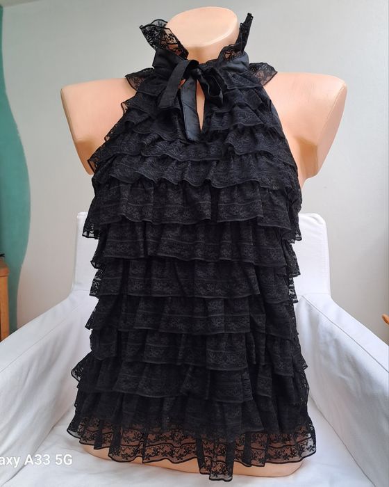 Bluzka czarna elegancka z koronką stójką