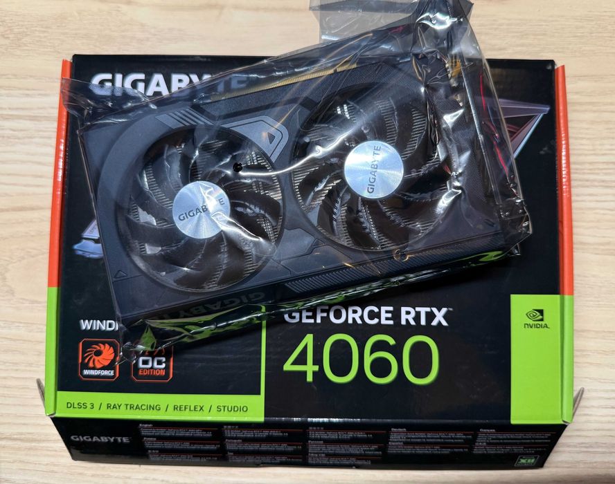 Placa Gráfica NVIDIA Gigabyte GeForce RTX 4060 Windforce OC 8GB DLSS 3