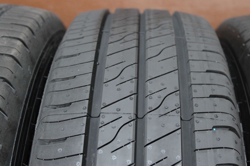 215/65R16C GoodYear EfficientGrip Cargo 2 109/107T 2024r. NOWE - DEMO