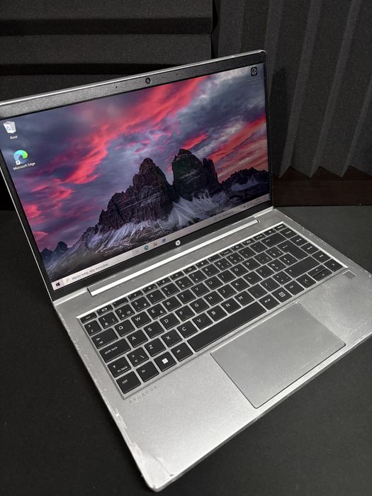 Laptop HP | Ryzen 3 5400u / 8GB RAM / SSD 250GB / FullHD / WIN 10