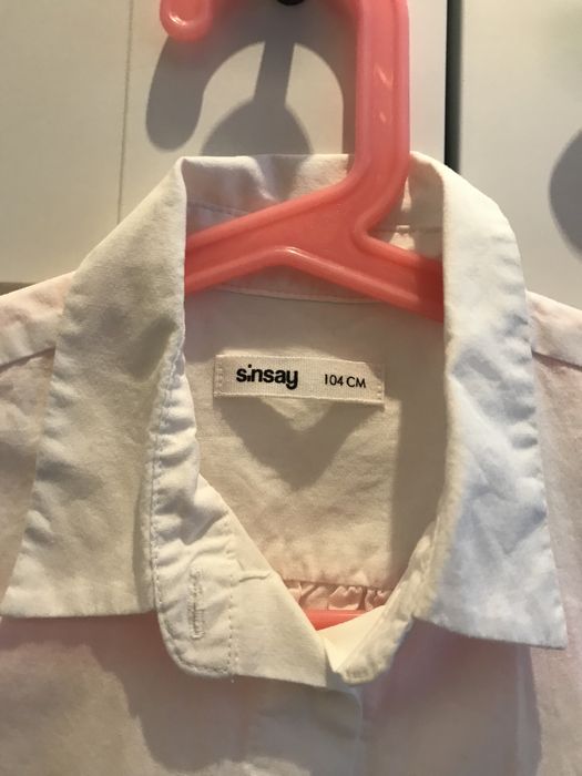 Biała koszula bluzka z kołnierzykiem sinsay 104