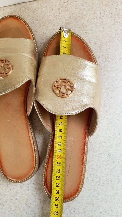 Złote klapki 40, Filippo, skóra