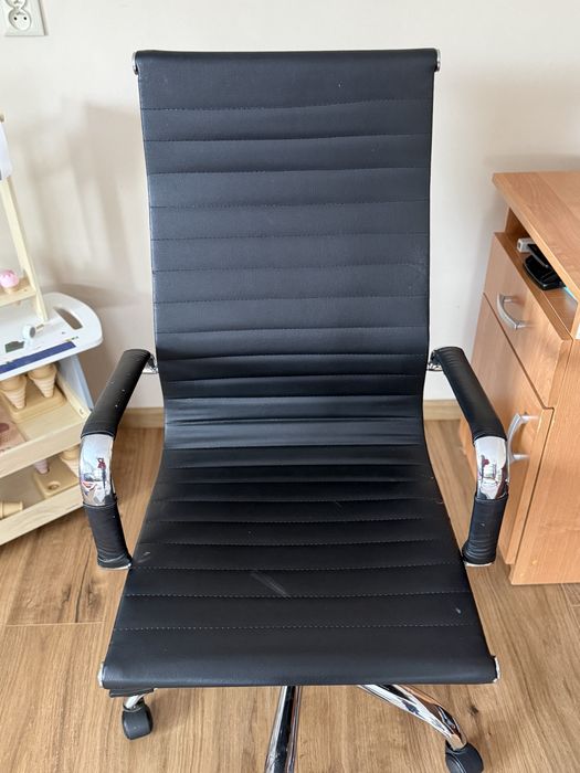 Fotel biurowy czarny duzy