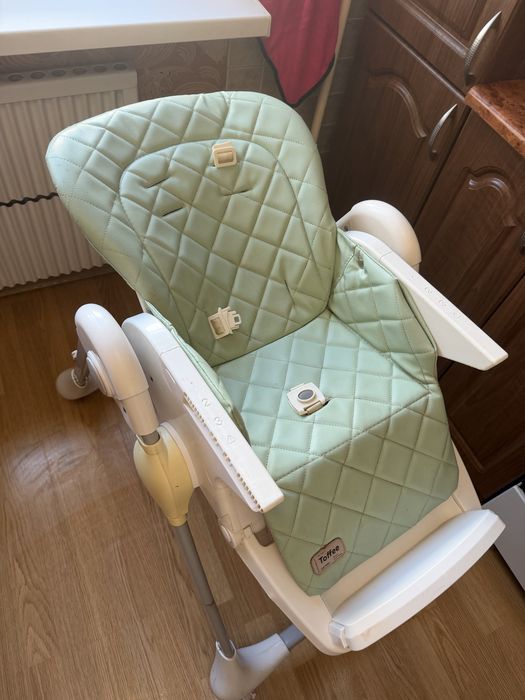 Стільчик для готування Carrello Toffee зеленого кольору