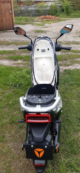 Скутер YADEA T9.