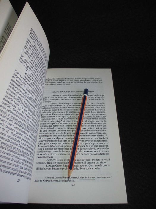 Livro O futuro está aberto Karl Popper Konrad Lorenz