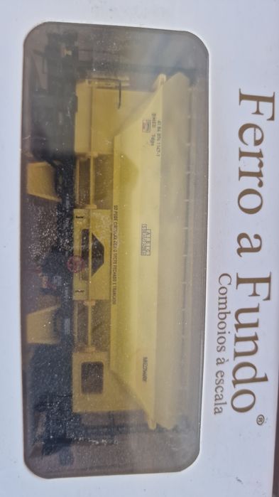 Locomotivas novas em caixa  ler texto.