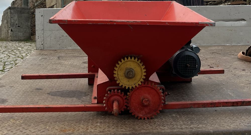 Esmagadeira Lena Eletrica