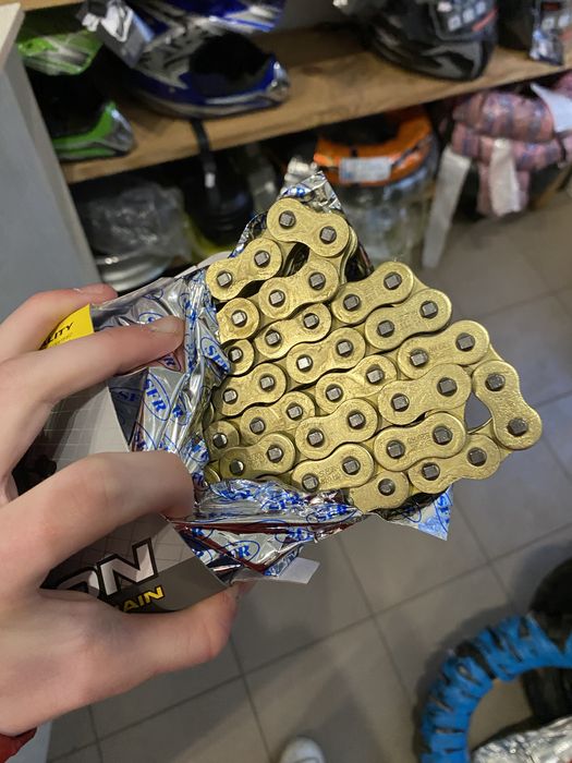 Ланцюги на мотоцикли та мопеди ліфан, мустанг,форте,спарк,боксер,альфа