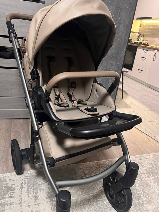 Продам коляску 2в1