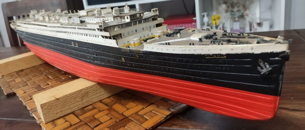 RMS Titanic model 110cm drewniany