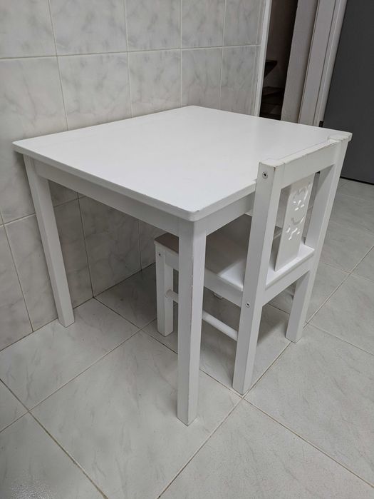 Mesa e Cadeira para Criança IKEA Kritter