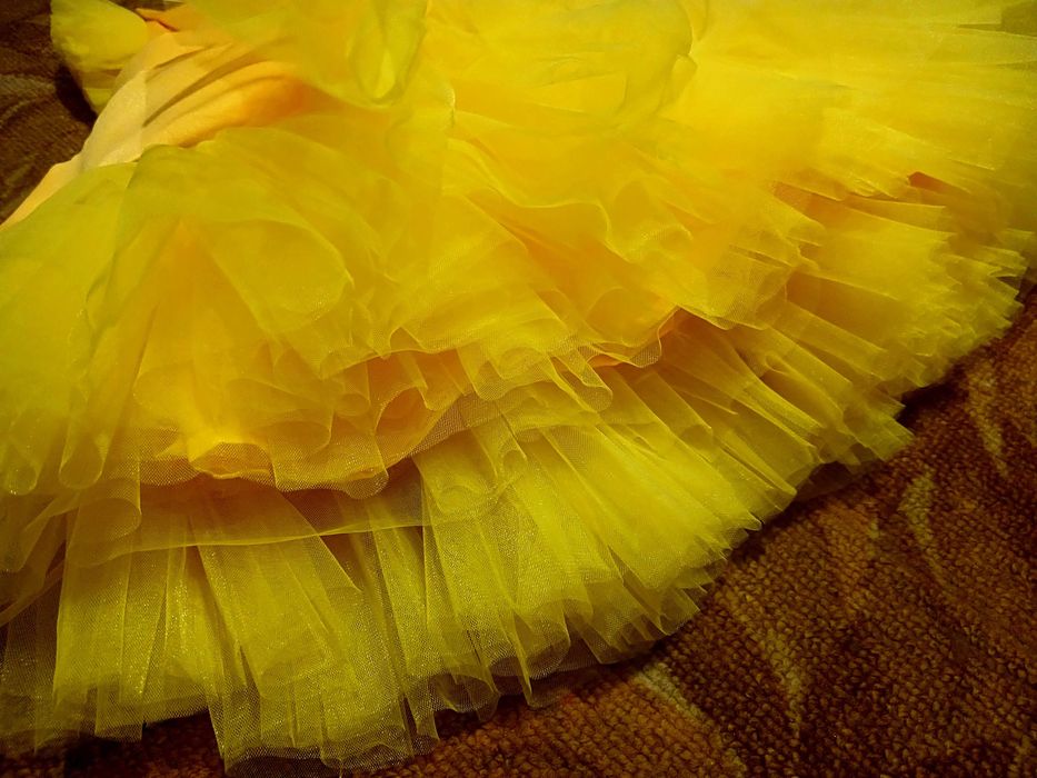 Дитяча святкова сукня