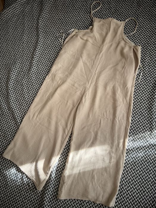 Мусліновий комбінезон  Pull&Bear (розмірS)