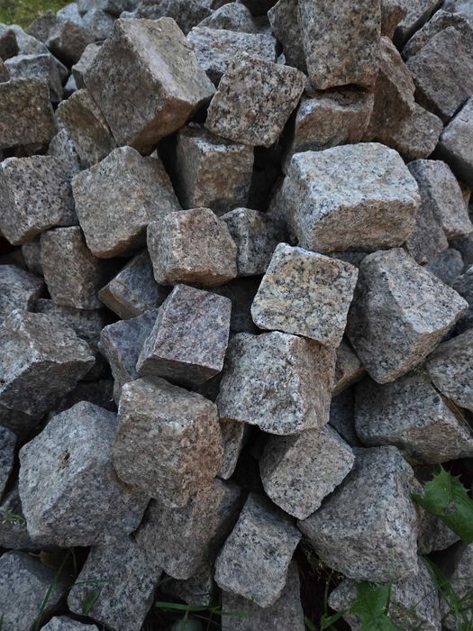 Kostka granitowa  brukowa