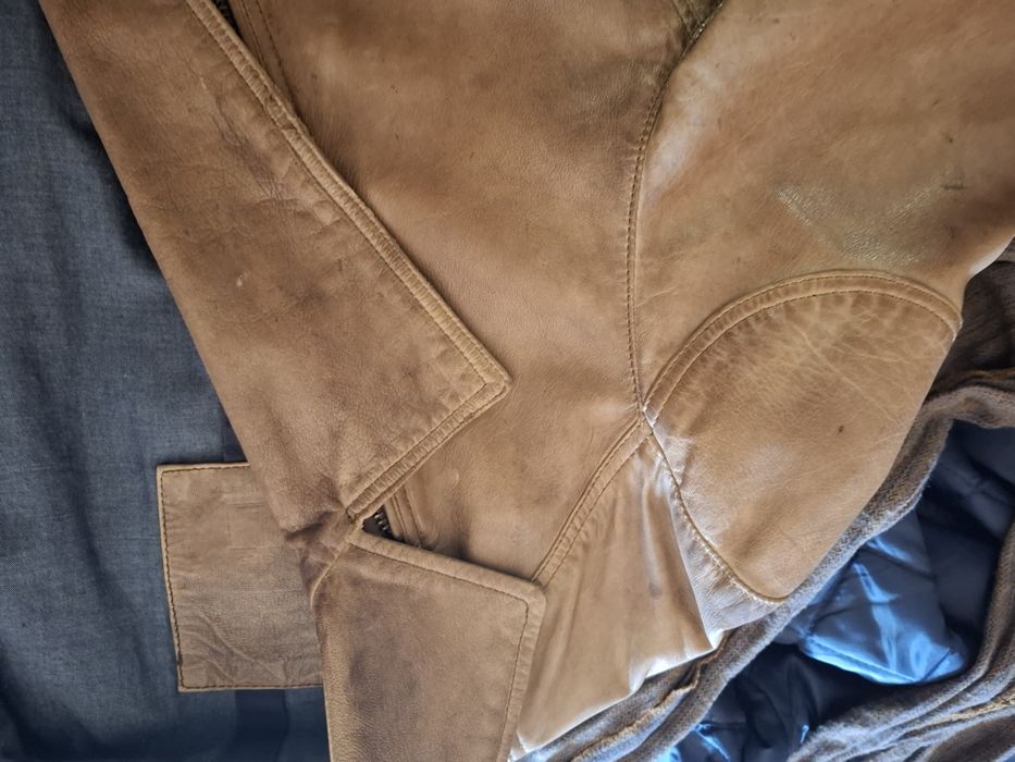 Blusão em couro verdadeiro Tam. L