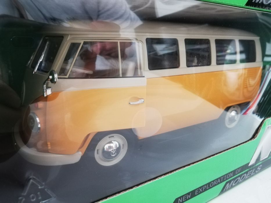 1:18 Pão de forma - Volkswagen Bus T1 de 1963 (Welly, nova)