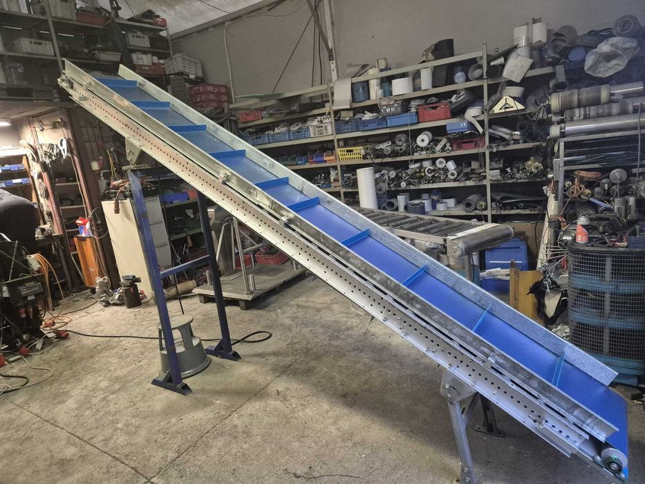 PRZENOŚNIK TAŚMOWY skośnyz zabierakami nowa taśma podnośnik transport