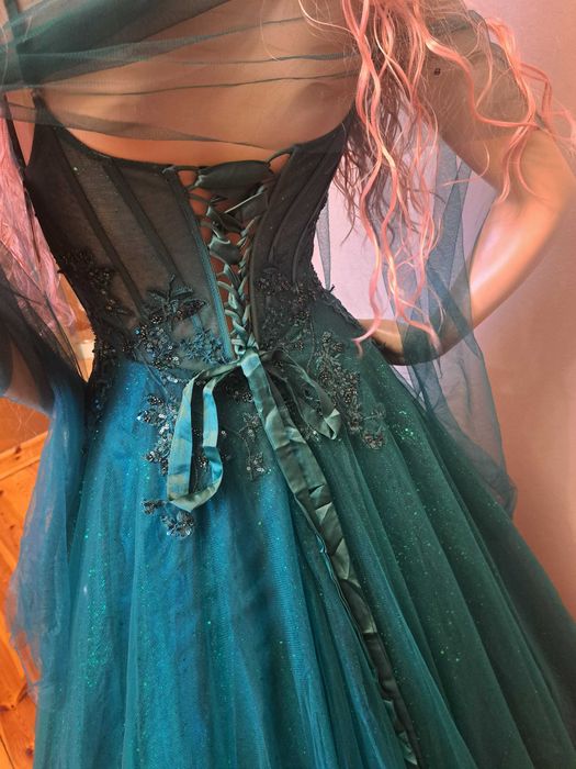 Zjawiskowa sukniaR34 Paradise Glamour Emerald Na studniówkę Polski pro