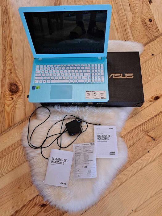 Laptop Asus R540L dysk ssd samsung