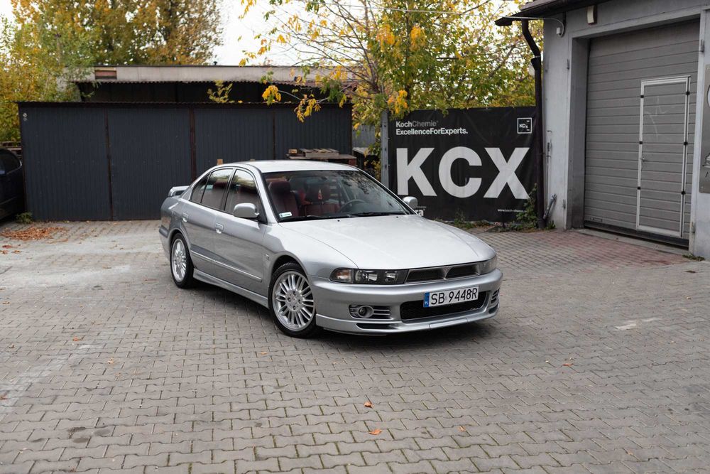 Mitsubishi Galant