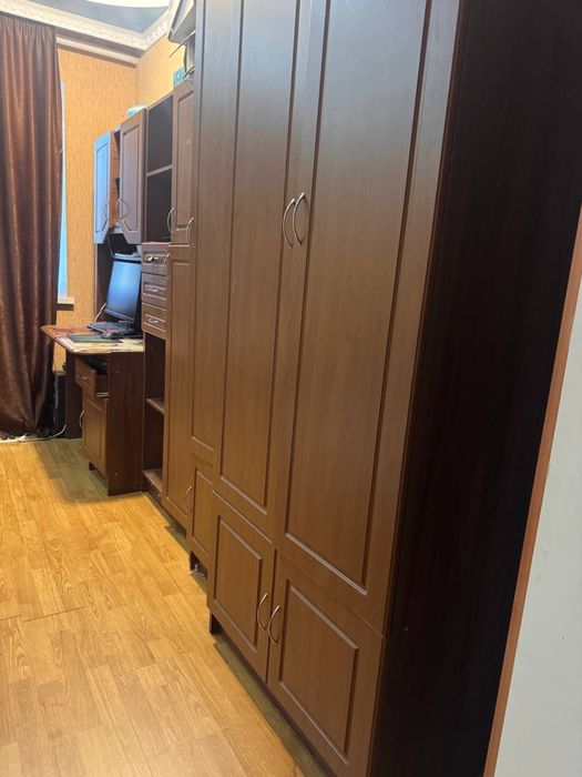 Продам детскую мебель, стенку