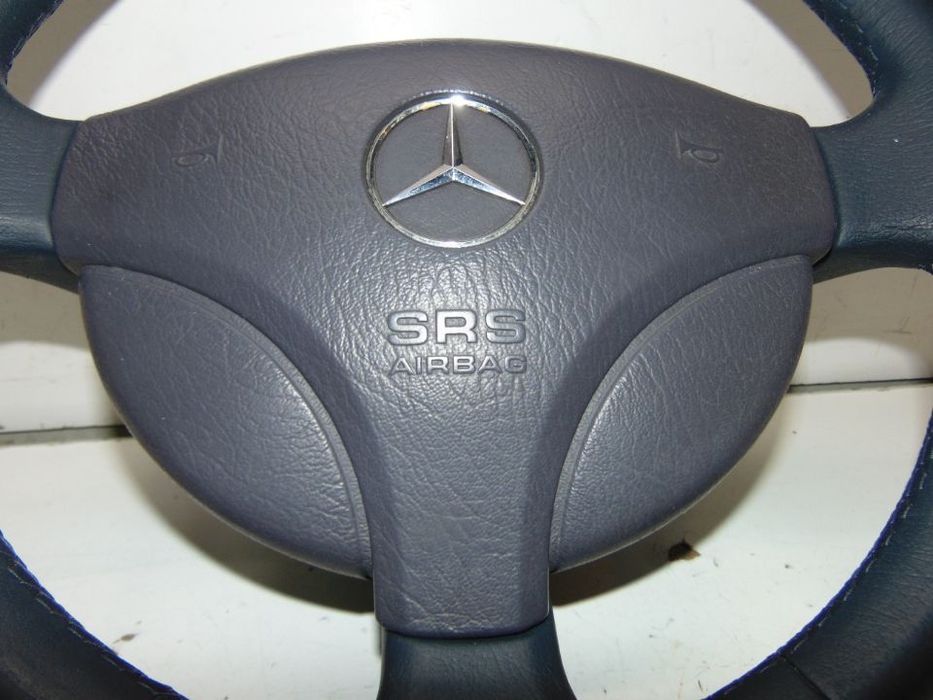 Mercedes a140 class A volante com airbag