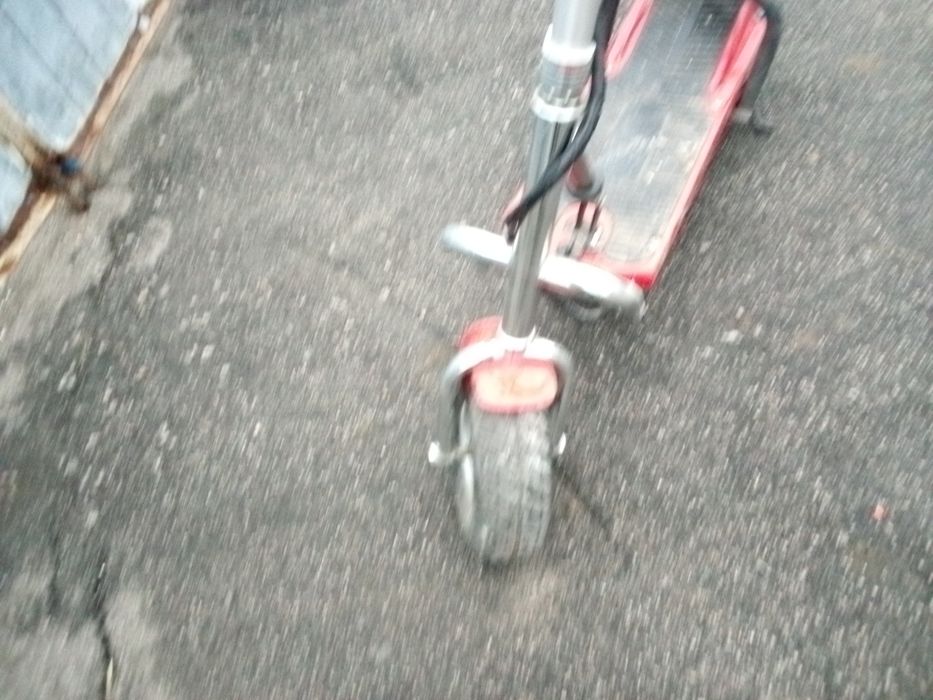 Продам електро скутер нету зарядки