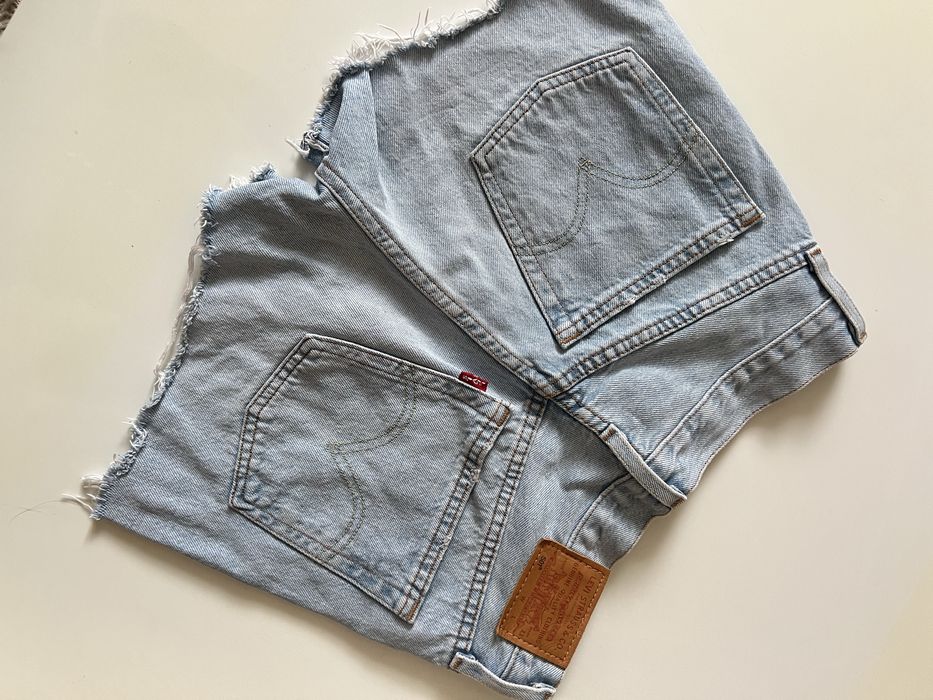 Шорти Levis, S-M