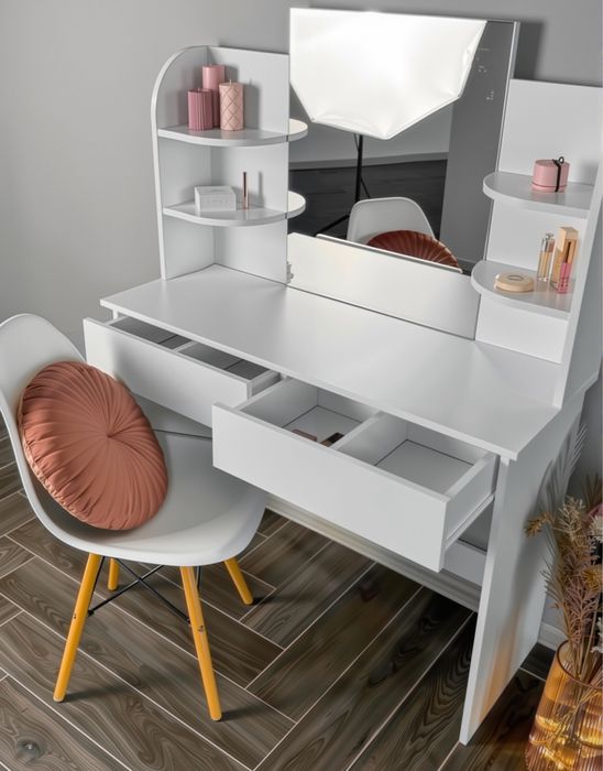 Туалетний макіяжний візажний стіл трюмо макияжный туалетный стол