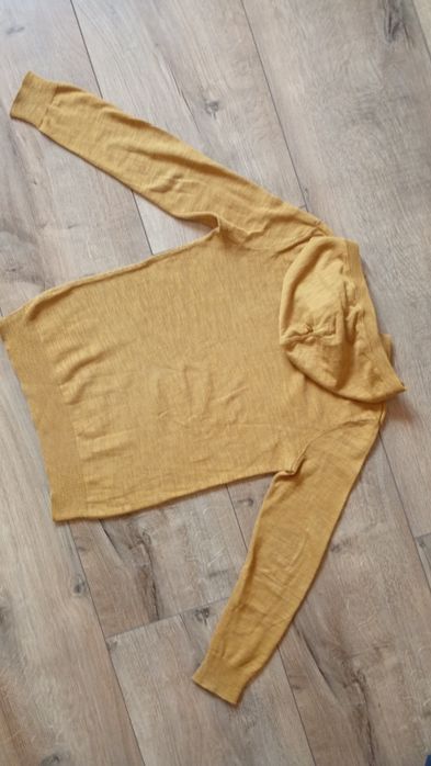 Sweter chłopięcy H&M roz 146/152