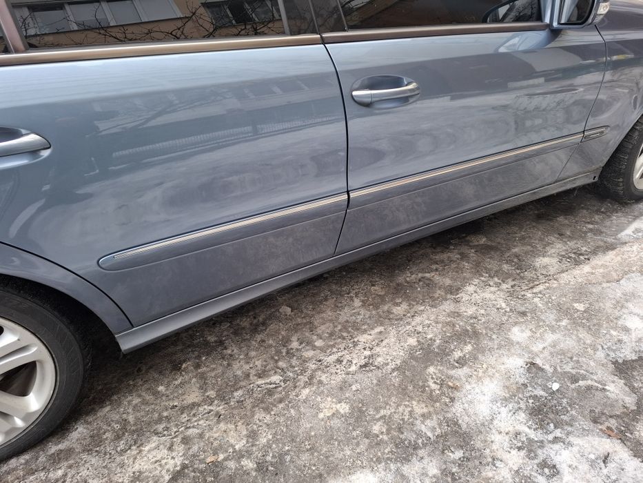 Продам накладку на поріг Мерседес w211 оригінал