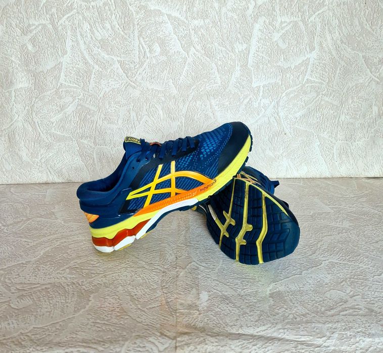 Кроссовки (Asics Gel Kayano) размр. 41-42