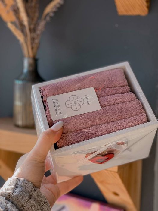 Набір подарункових рушників полотенця