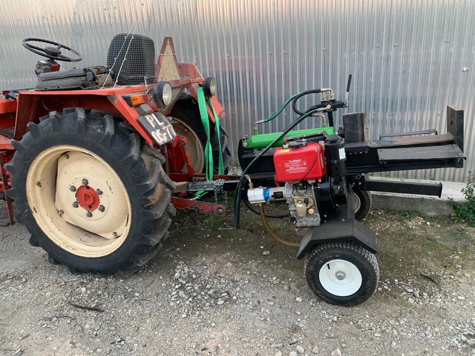 Rachador 28 toneladas Diesel - Rebocavel Auto