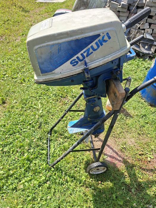 Suzuki dt 6 hp silnik zaburtowy