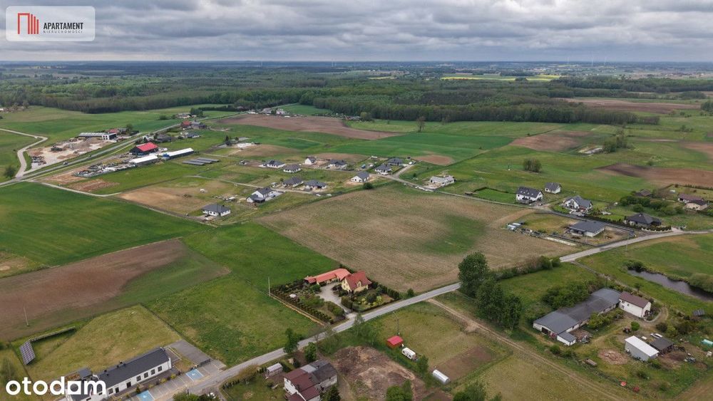 Działka budowlana 2437 m² – Stradomno