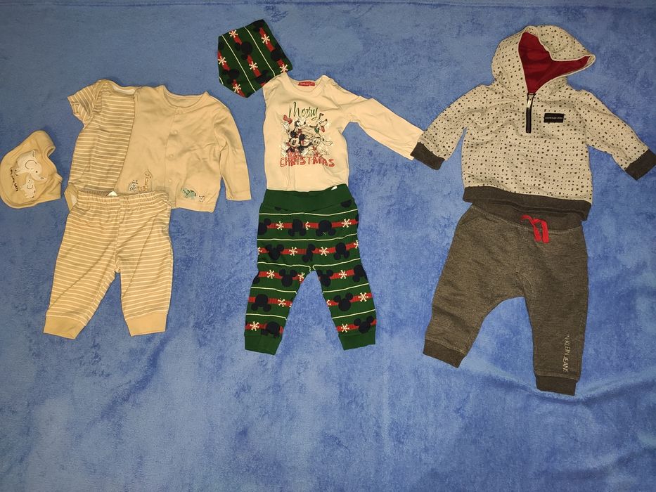 Paka ubrań dla chłopca rozmiar 68 (ok.90sztuk)