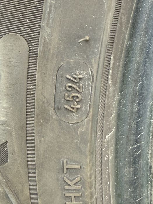 2 opony 285/40ZR22