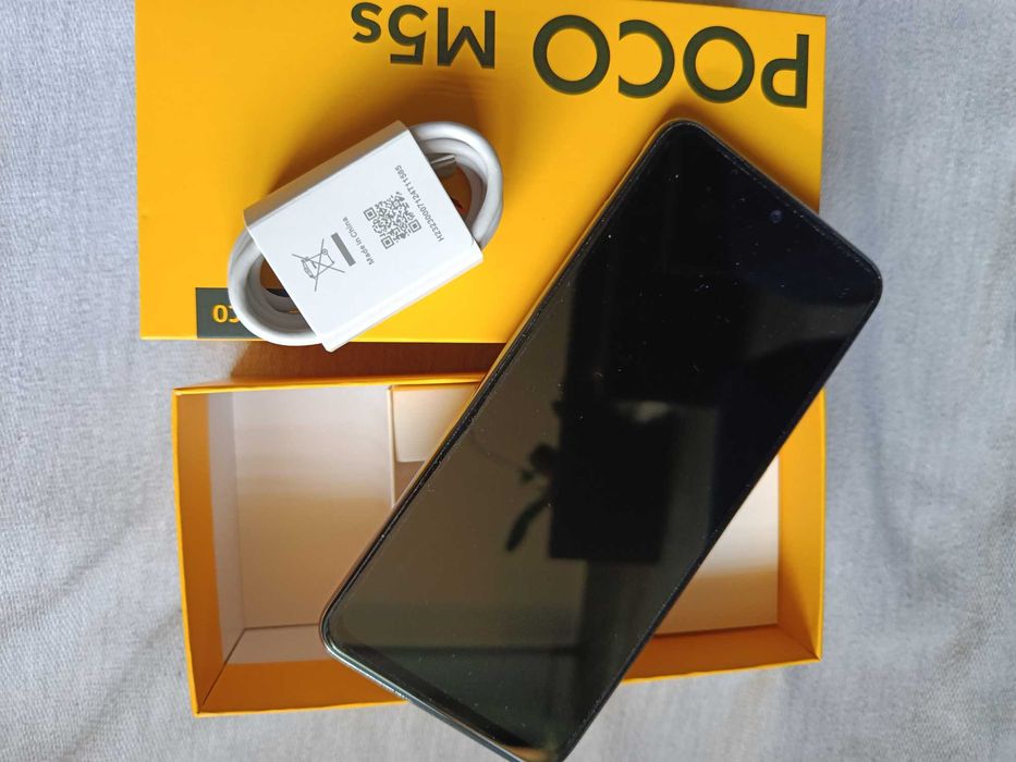 smartfon POCO M5s
