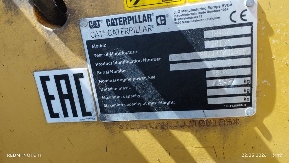 Продам телескопический погрузчик cat 407 c