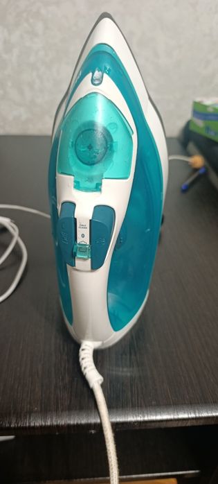 парова праска Philips PowerLife GC2906/70