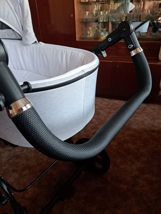 Детская  коляска 2 в 1 в идеале